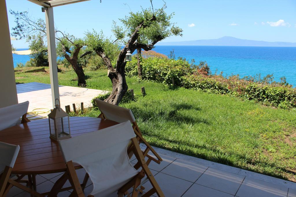Avia Holiday Homes Room photo